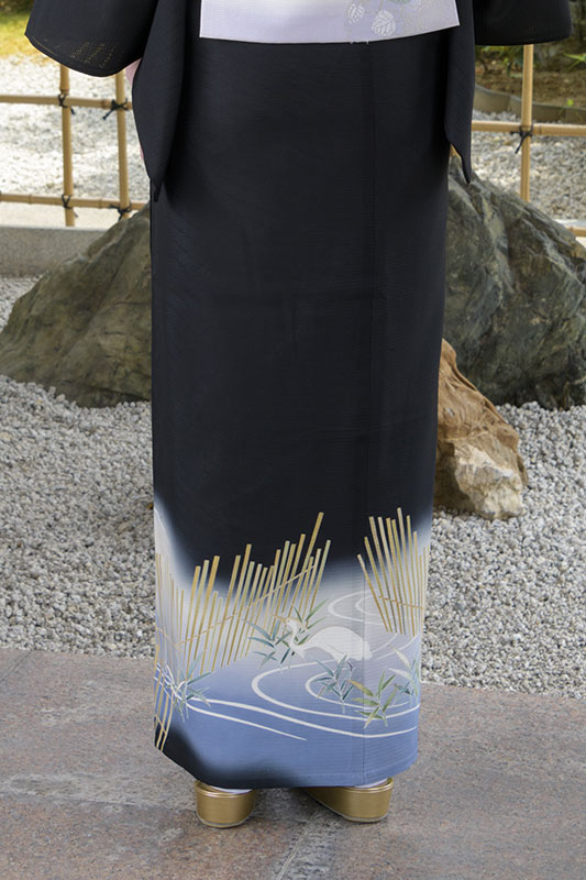 裾模様（後ろ）