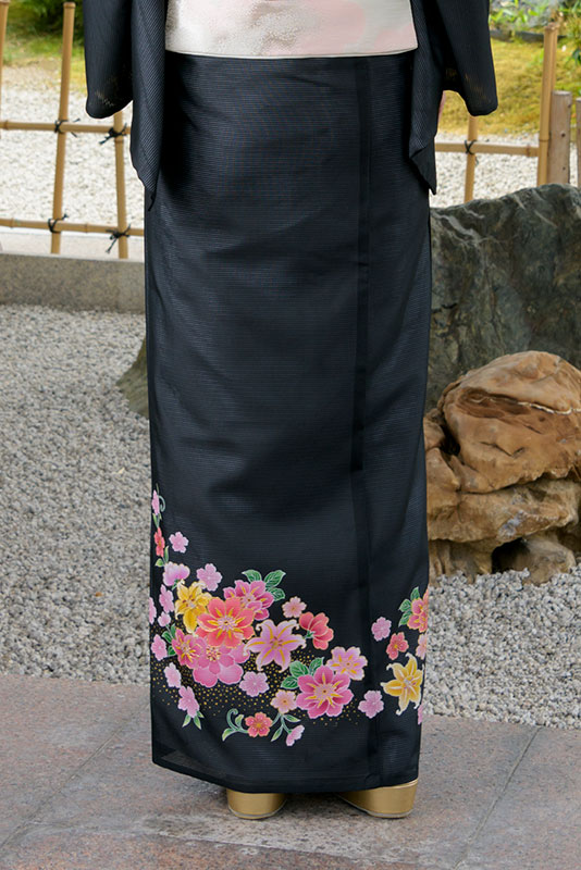 裾模様（後ろ）