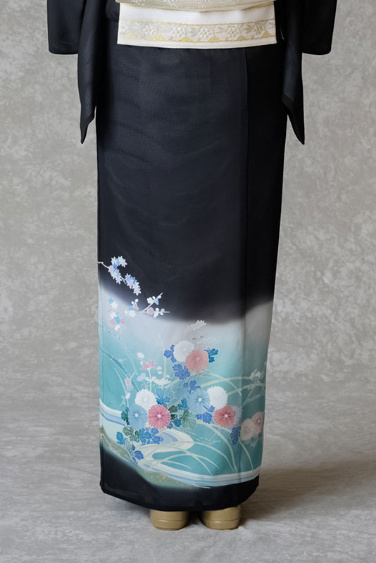 裾模様（後ろ）
