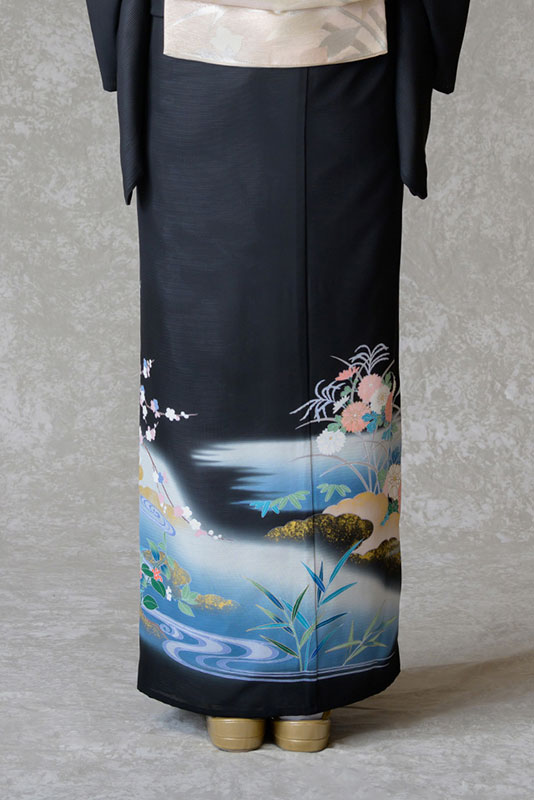 裾模様（後ろ）