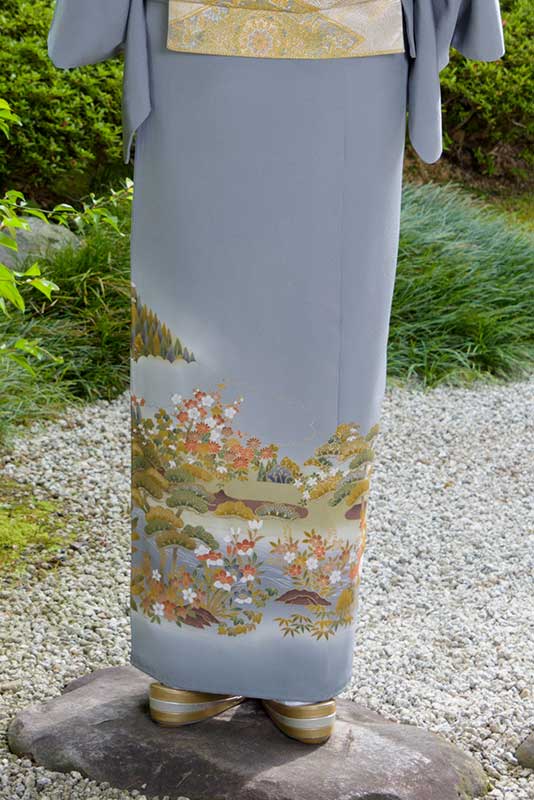 裾模様（後ろ）