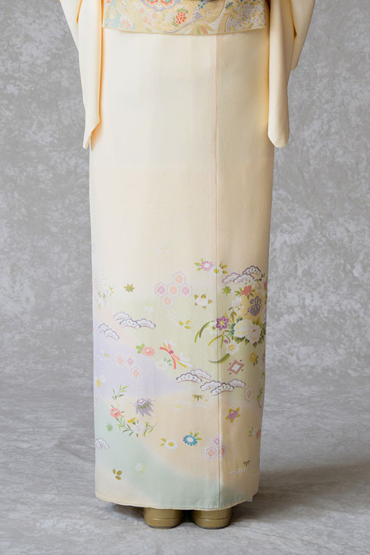 裾模様（後ろ）