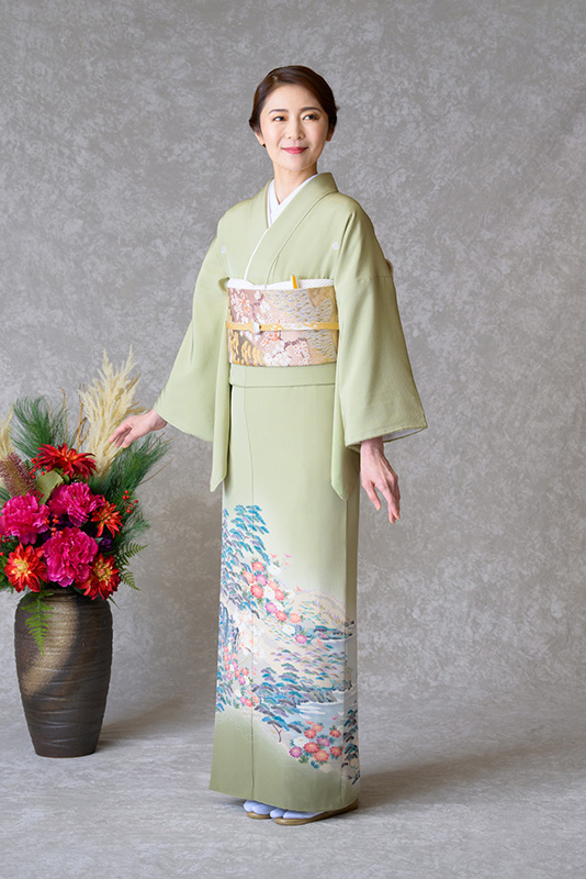 色留袖レンタル フルセット 抹茶 松に菊（五つ紋）｜京都 KIMONO STYLE