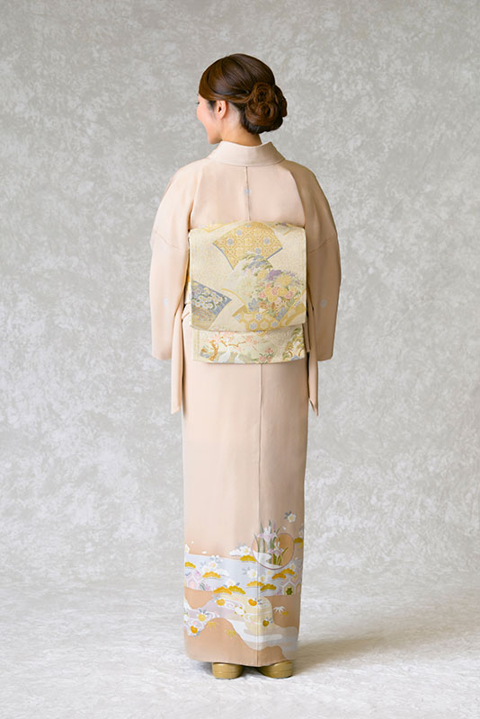 色留袖レンタル フルセット ベージュ 道長 菊 梅（五つ紋