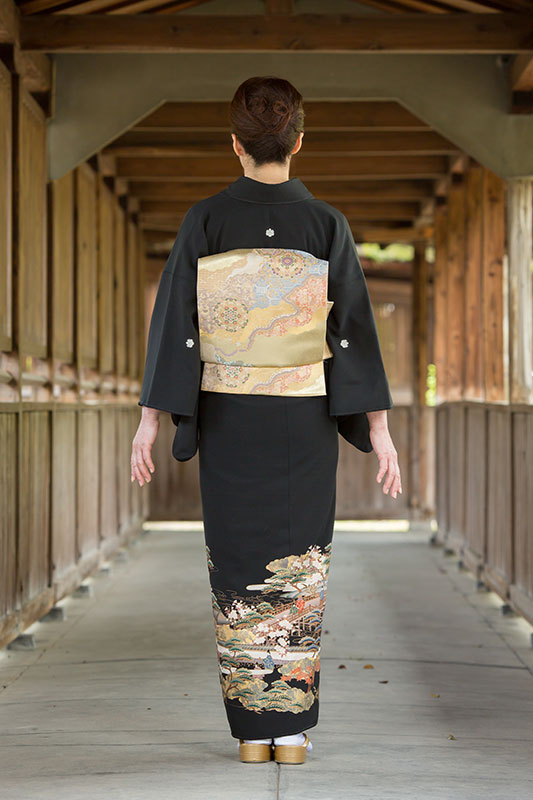 千總梅垣織物「華文競集文」黒留袖御所解