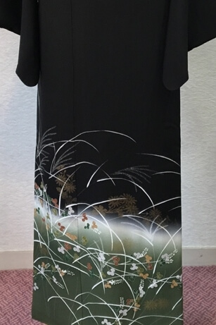 裾模様（前）