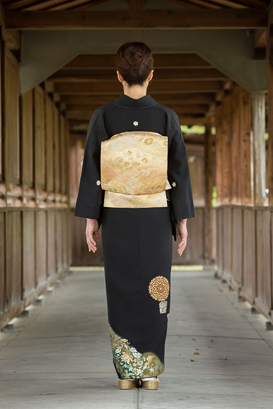 グリーン暈し 箔柄入りサガラ刺繍