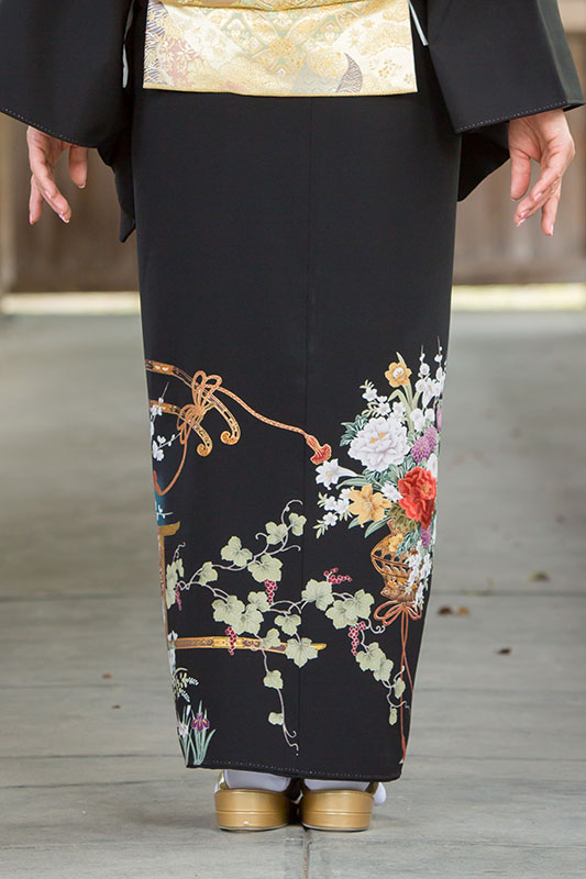 裾模様（後ろ）