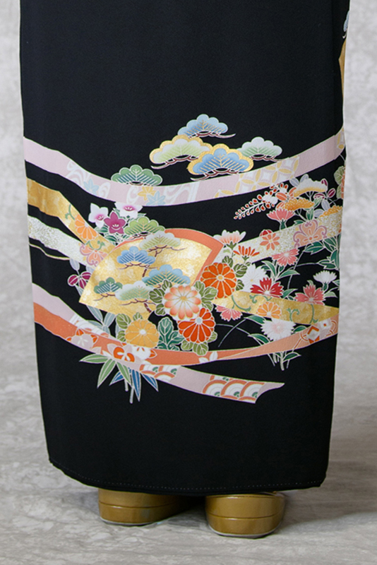 裾模様（後ろ）