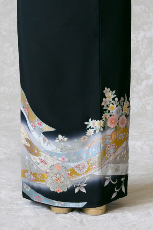 裾模様（後ろ）