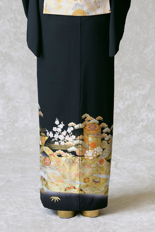 裾模様（後ろ）